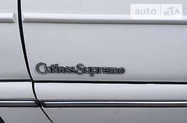 Седан Oldsmobile Cutlass 1993 в 
