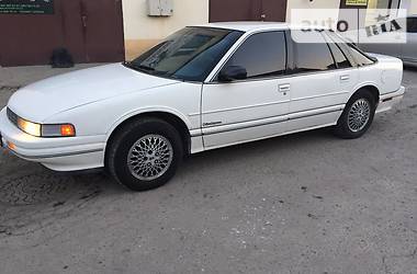 Седан Oldsmobile Cutlass 1993 в 