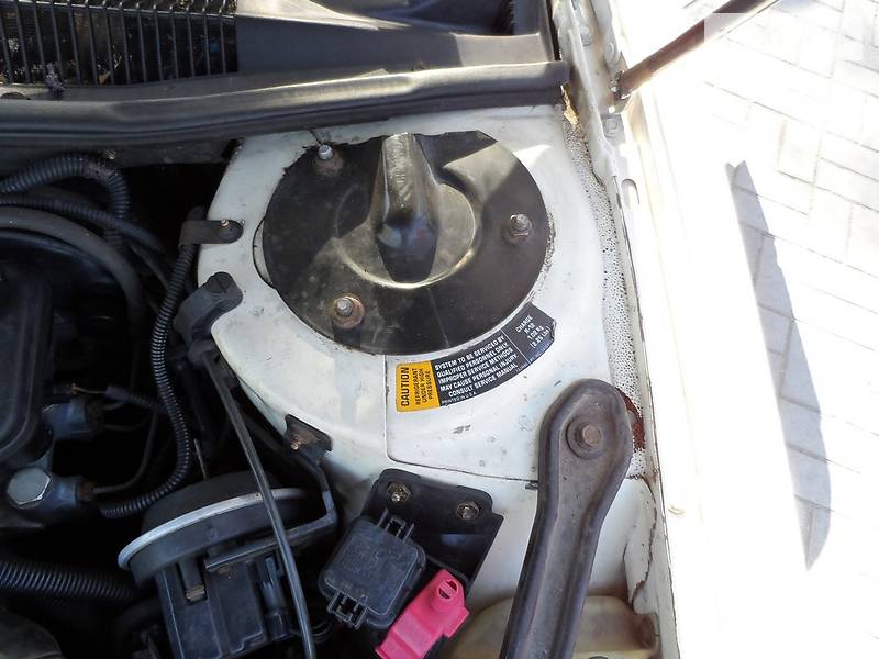 Седан Oldsmobile Cutlass 1993 в Днепре