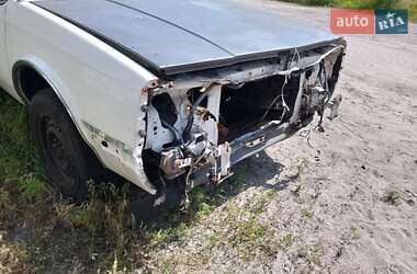 Седан Oldsmobile Cutlass 1988 в 