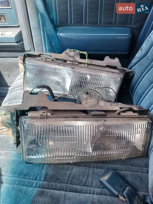 Седан Oldsmobile Cutlass 1988 в Киеве