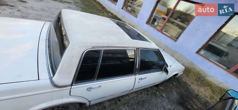 Седан Oldsmobile Ninety Eidht 1986 в Киеве