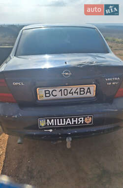 Седан Opel 1.8 Liter 2004 в Гайвороні