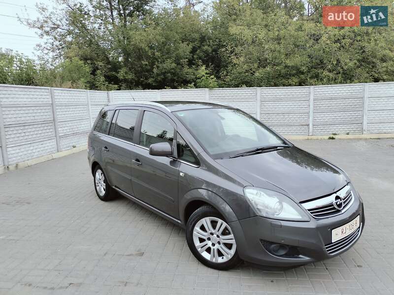 Минивэн Opel 1.8 Liter 2012 в Ровно