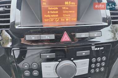 Минивэн Opel 1.8 Liter 2012 в 