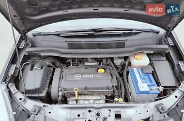 Минивэн Opel 1.8 Liter 2012 в 