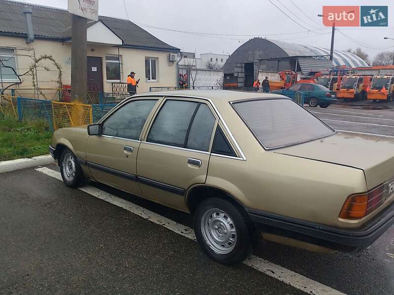 Седан Opel 1.8 Liter 1982 в Киеве фото 4 Седан Opel 1.8 Liter 1982 в Киеве