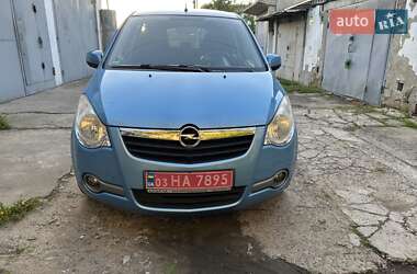 Хэтчбек Opel Agila 2008 в 