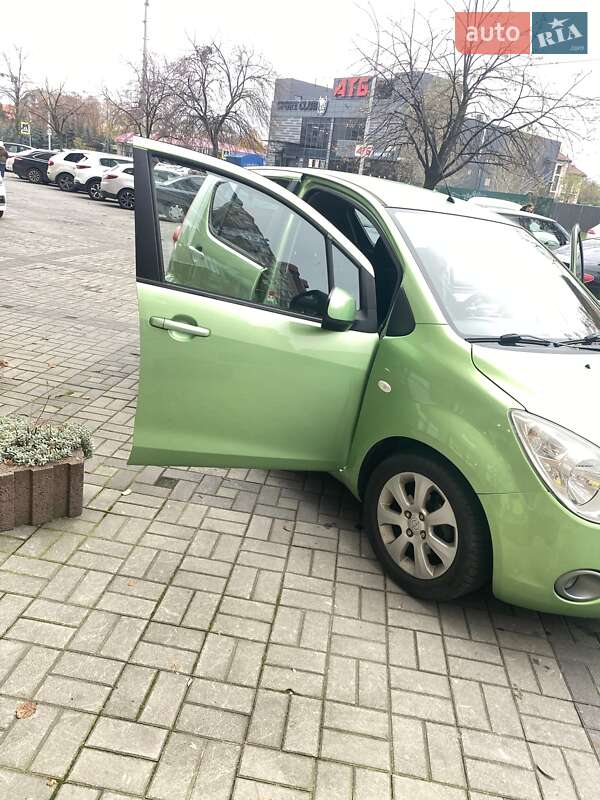 Хэтчбек Opel Agila 2008 в Киеве