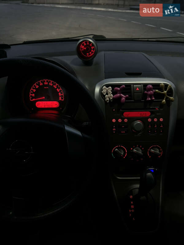 Хэтчбек Opel Agila 2013 в Запорожье