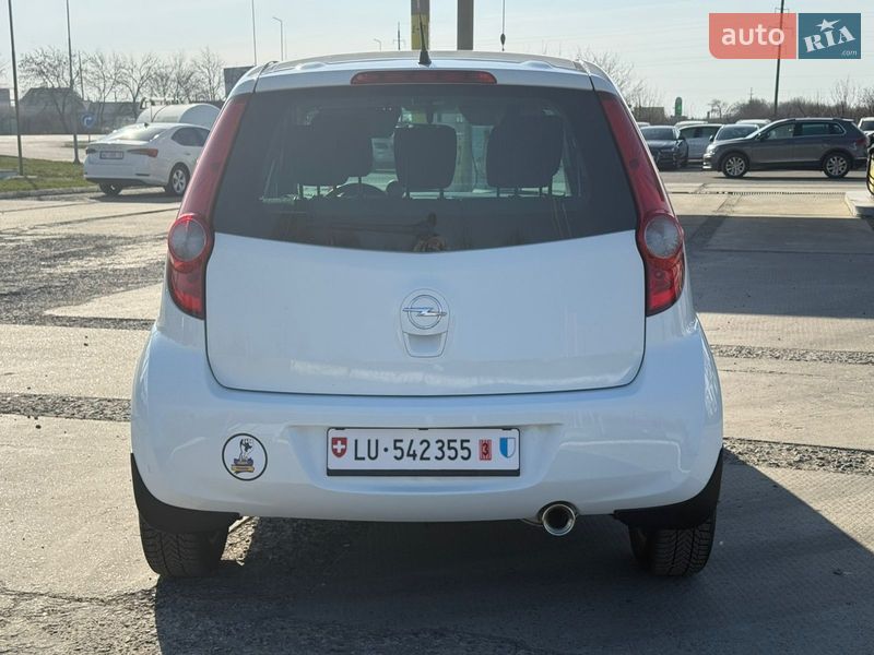 Хэтчбек Opel Agila 2011 в Ужгороде