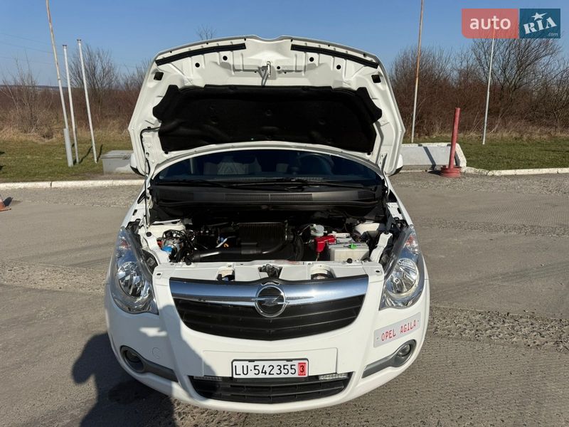 Хэтчбек Opel Agila 2011 в Ужгороде