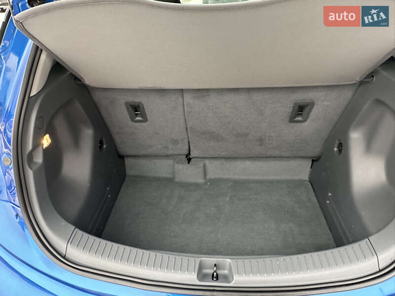 Хэтчбек Opel Ampera-e 2017 в Луцке