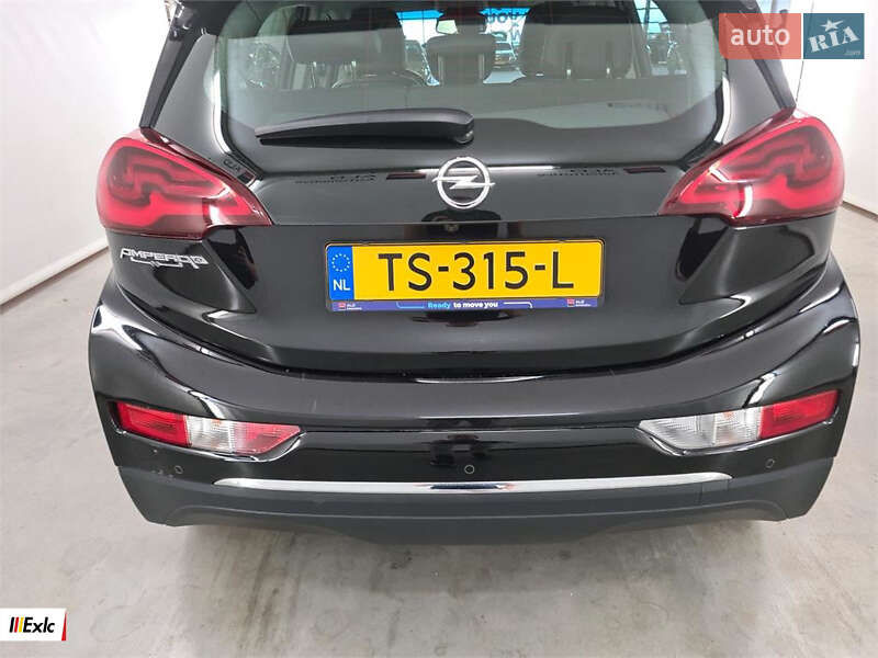 Хэтчбек Opel Ampera-e 2018 в Городке