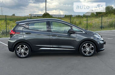 Хэтчбек Opel Ampera-e 2017 в 
