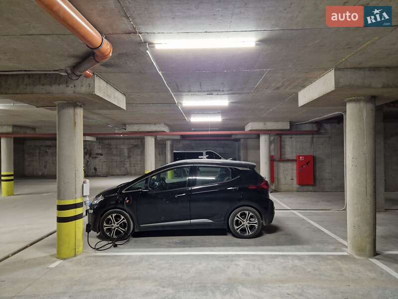Хетчбек Opel Ampera-e 2018 в Львові