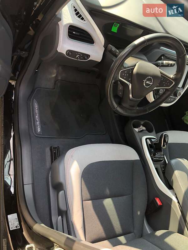 Хэтчбек Opel Ampera-e 2019 в Киеве фото 9 Хэтчбек Opel Ampera-e 2019 в Киеве