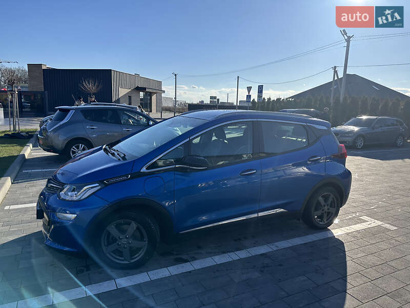 Хэтчбек Opel Ampera-e 2017 в Луцке