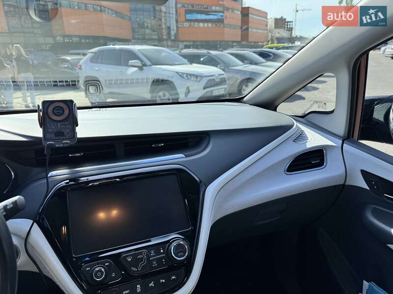 Хэтчбек Opel Ampera-e 2017 в Черновцах