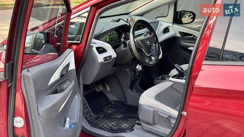 Хэтчбек Opel Ampera-e 2017 в Черновцах