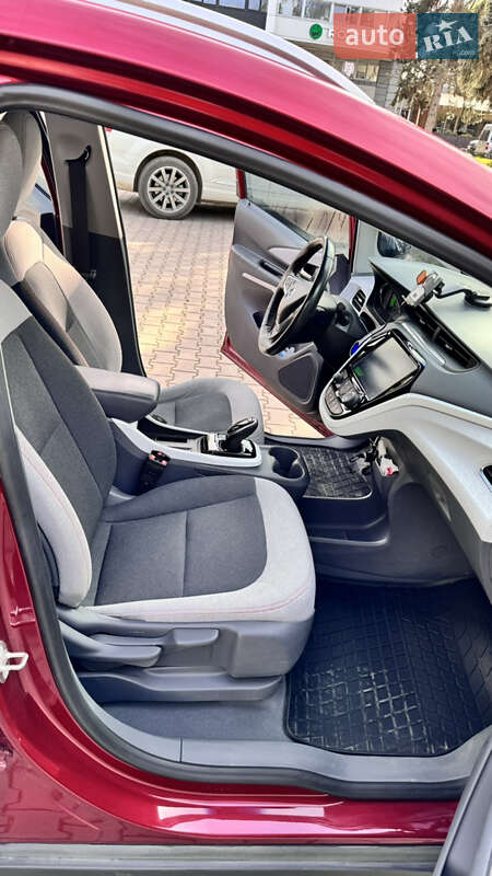 Хетчбек Opel Ampera-e 2017 в Чернівцях