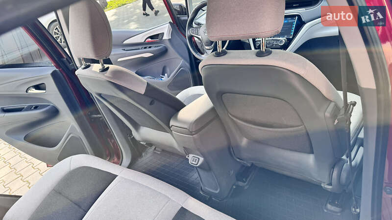 Хэтчбек Opel Ampera-e 2017 в Черновцах