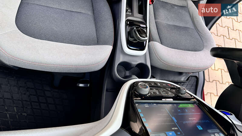 Хетчбек Opel Ampera-e 2017 в Чернівцях