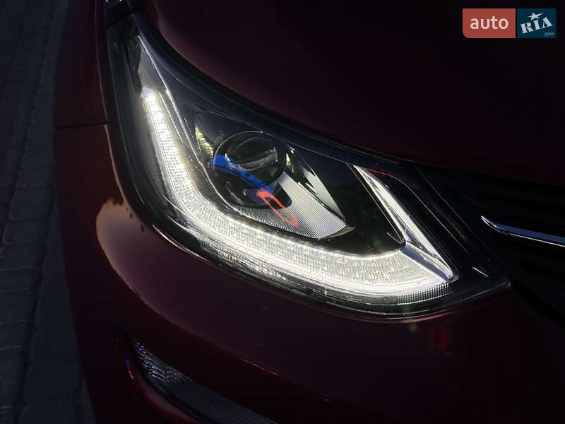 Хэтчбек Opel Ampera-e 2017 в Черновцах