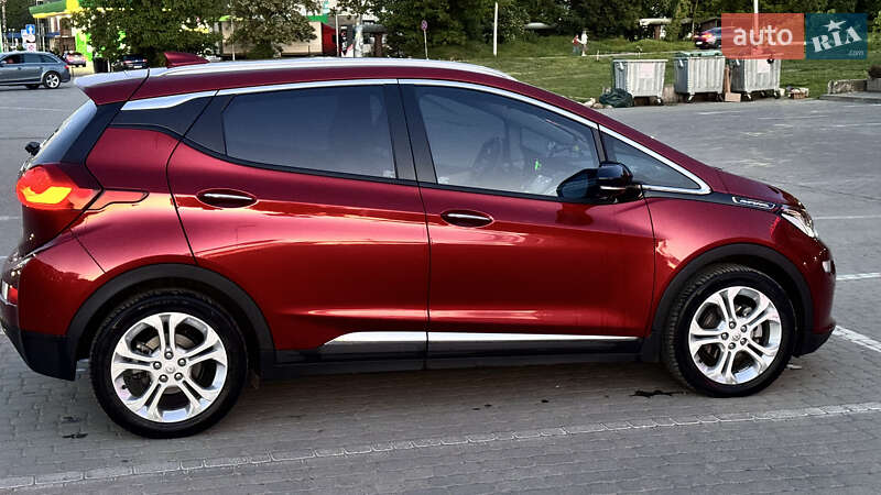 Хэтчбек Opel Ampera-e 2017 в Черновцах