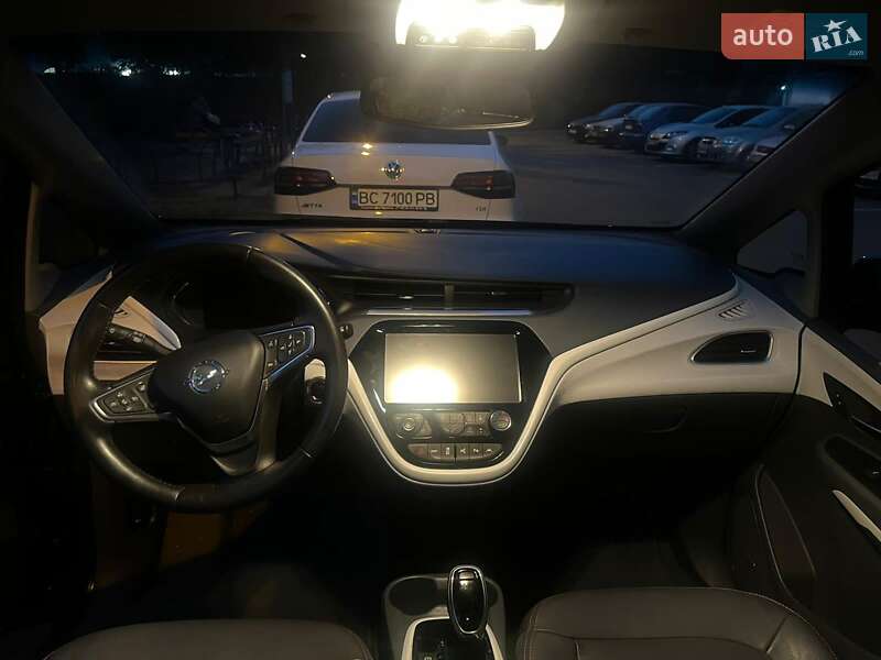 Хэтчбек Opel Ampera-e 2018 в Львове