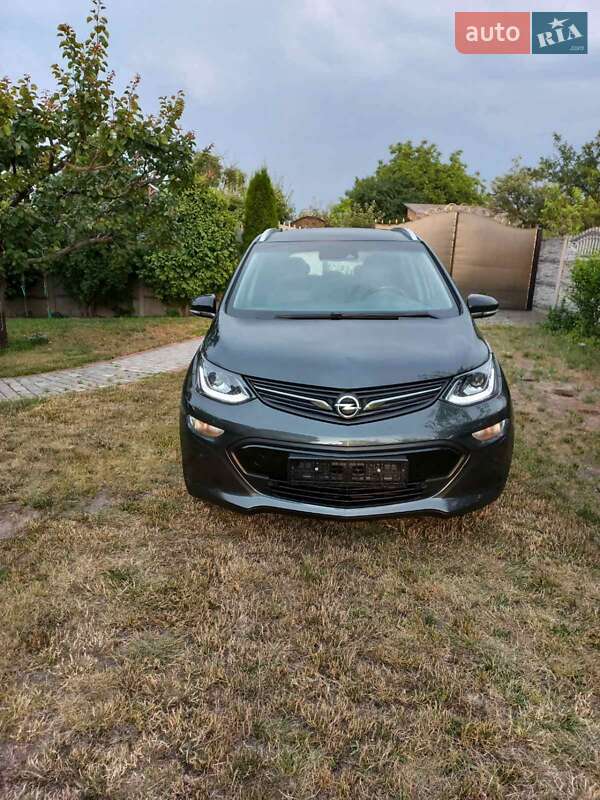 Хетчбек Opel Ampera-e 2018 в 