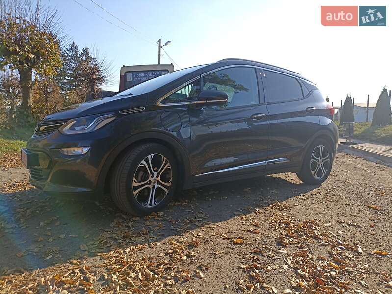 Хетчбек Opel Ampera-e 2017 в Бродах