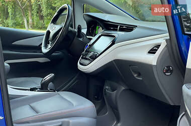 Хэтчбек Opel Ampera-e 2019 в 