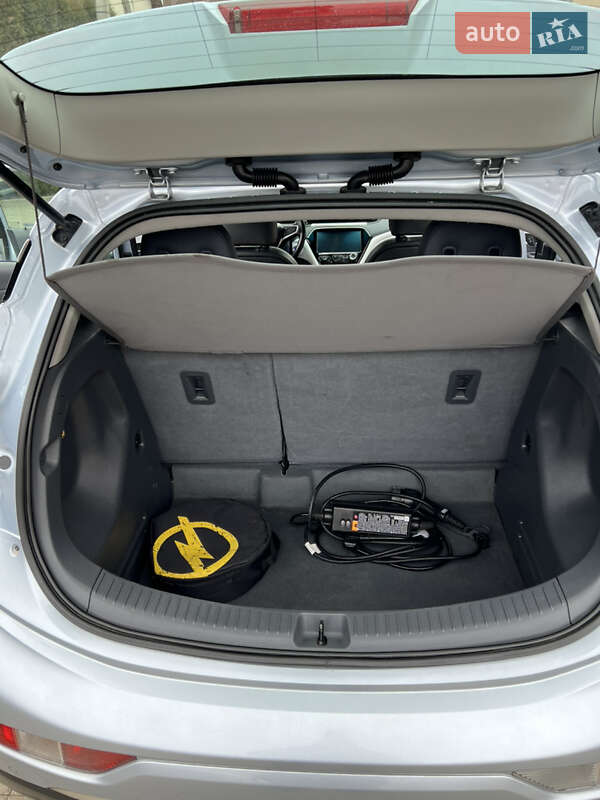 Хэтчбек Opel Ampera-e 2018 в Хмельницком