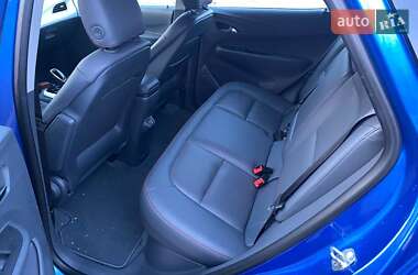 Хэтчбек Opel Ampera-e 2020 в 