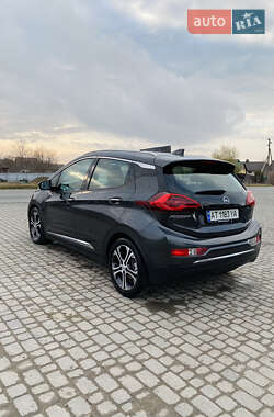Хэтчбек Opel Ampera-e 2018 в 