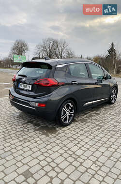 Хэтчбек Opel Ampera-e 2018 в 