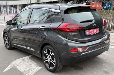 Хэтчбек Opel Ampera-e 2019 в 