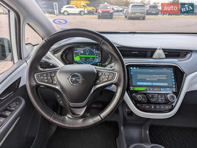 Хетчбек Opel Ampera-e 2017 в Рівному