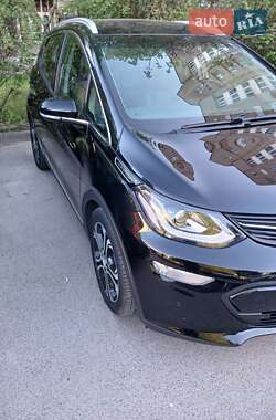 Хэтчбек Opel Ampera-e 2019 в 
