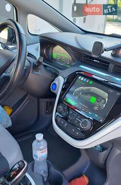 Хэтчбек Opel Ampera-e 2019 в 