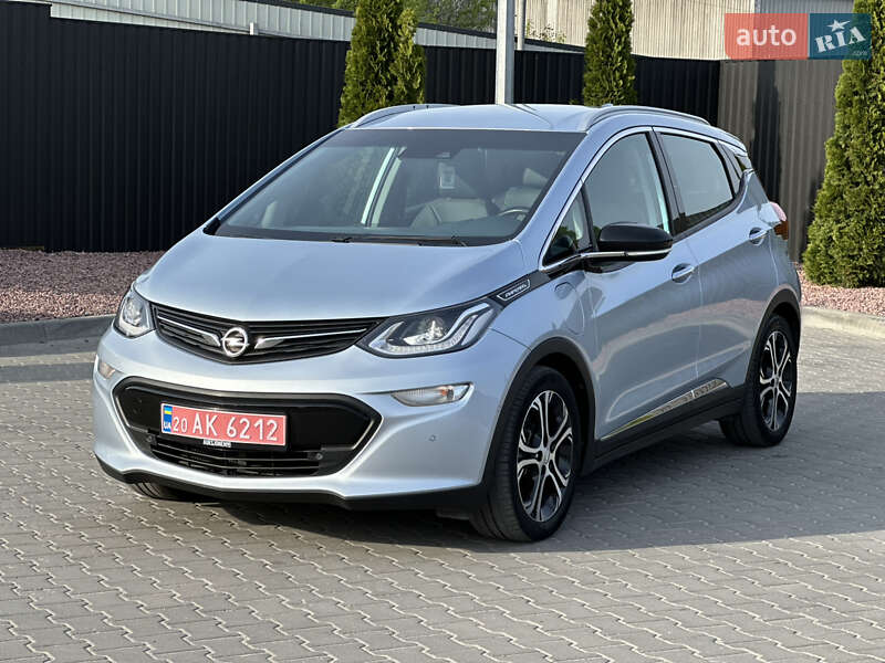 Хэтчбек Opel Ampera-e 2017 в 