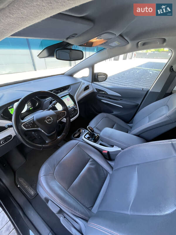 Хетчбек Opel Ampera-e 2019 в Городку