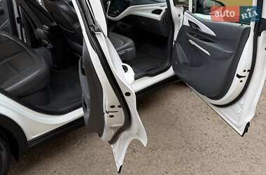 Хетчбек Opel Ampera-e 2020 в 