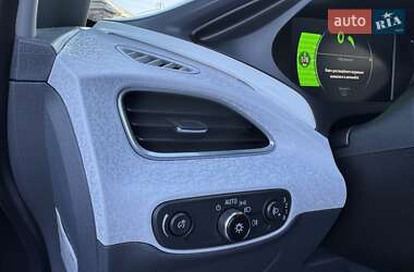 Хетчбек Opel Ampera-e 2020 в 