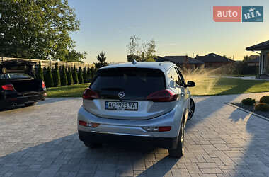 Хэтчбек Opel Ampera-e 2018 в 