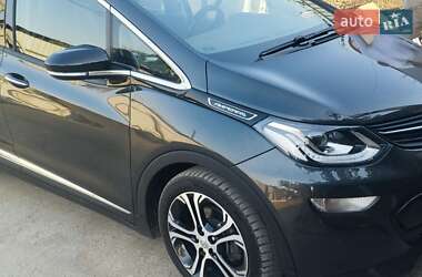 Хэтчбек Opel Ampera-e 2020 в 