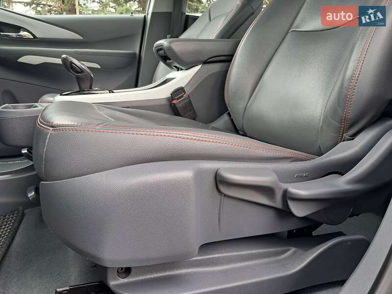 Хэтчбек Opel Ampera-e 2020 в Виннице