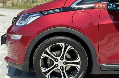 Хэтчбек Opel Ampera-e 2020 в 