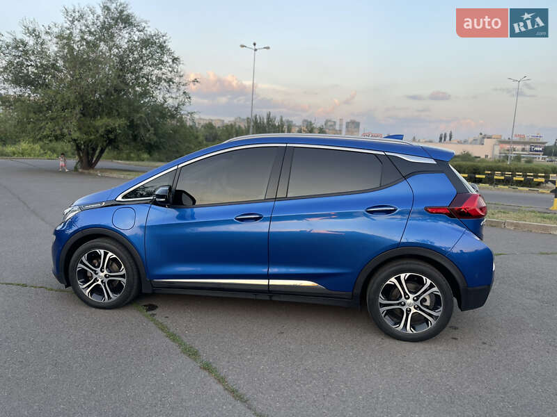 Хэтчбек Opel Ampera-e 2017 в Кривом Роге